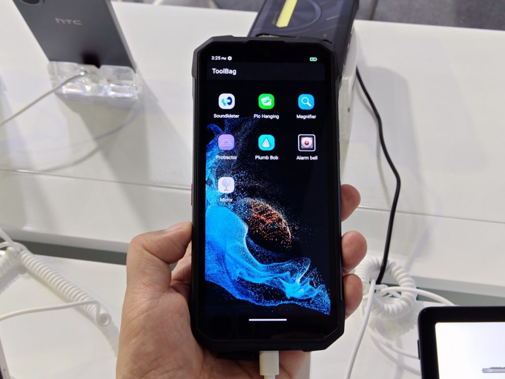 HTC Wildfire powraca! Tylko czy ktokolwiek jeszcze na to czeka? 13 HTC Wildfire powraca! Tylko czy ktokolwiek jeszcze na to czeka?