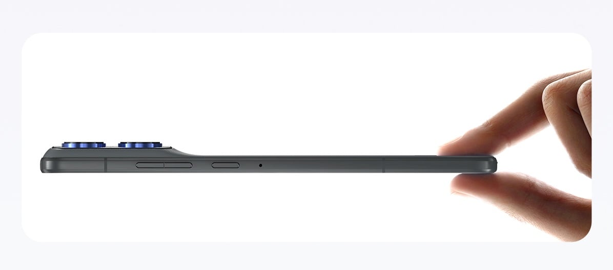 To może być hit! Motorola Moto X70 Air pokazuje, iż cienkie telefony też mogą mieć moc