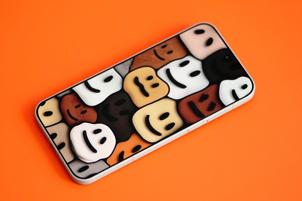 OnePlus 15 z rekordową baterią i błyskawicznym ładowaniem. Wiemy, kiedy premiera 14 OnePlus 15 z rekordową baterią i błyskawicznym ładowaniem. Wiemy, kiedy premiera