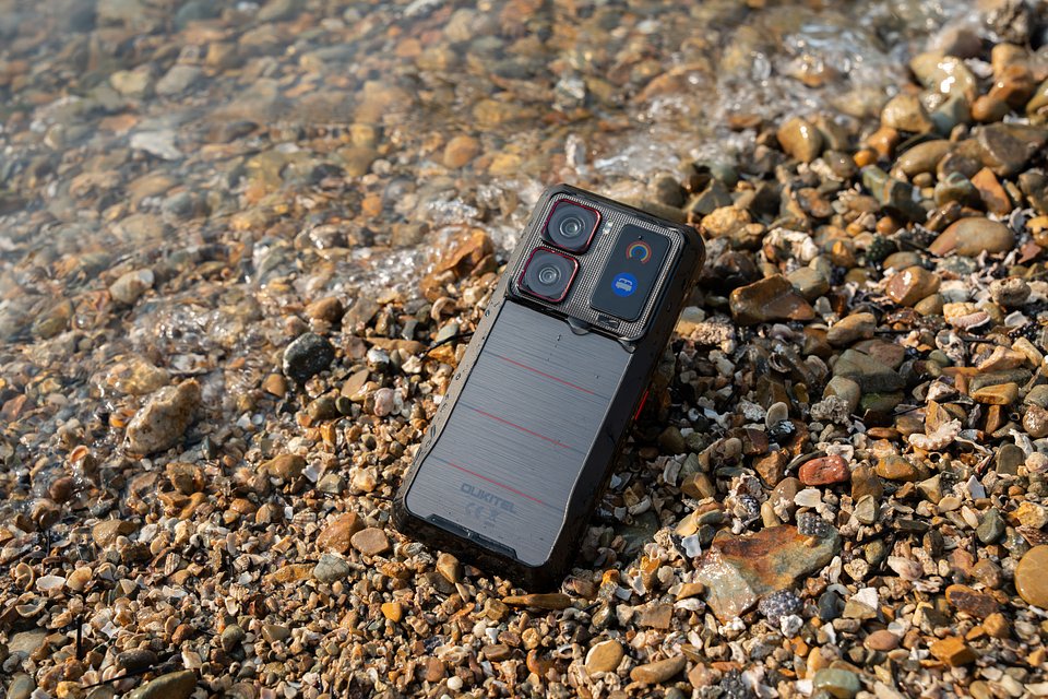 Pancerne nowości Oukitel oficjalnie w Polsce! Jeden z nich to prawdziwy kolos