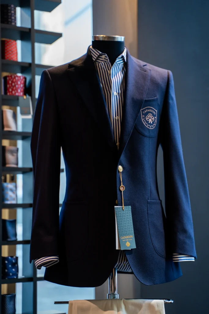 HUAWEI Watch Ultimate Design Royal Gold Edition - technologia szyta na miarę. 22 HUAWEI Watch Ultimate Design Royal Gold Edition - technologia szyta na miarę.