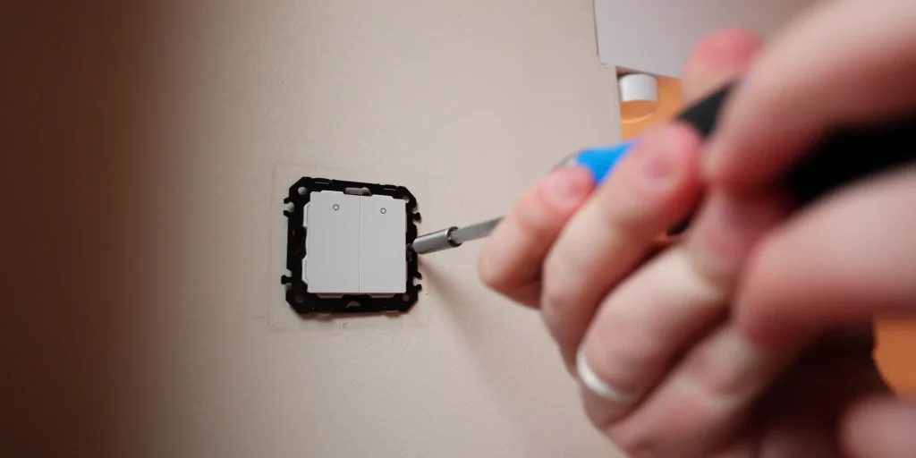 Twój dom w wersji Smart: Montaż i konfiguracja panelu Shelly Wall Display X2 oraz modułu Shelly 1PM 13 Twój dom w wersji Smart: Montaż i konfiguracja panelu Shelly Wall Display X2 oraz modułu Shelly 1PM