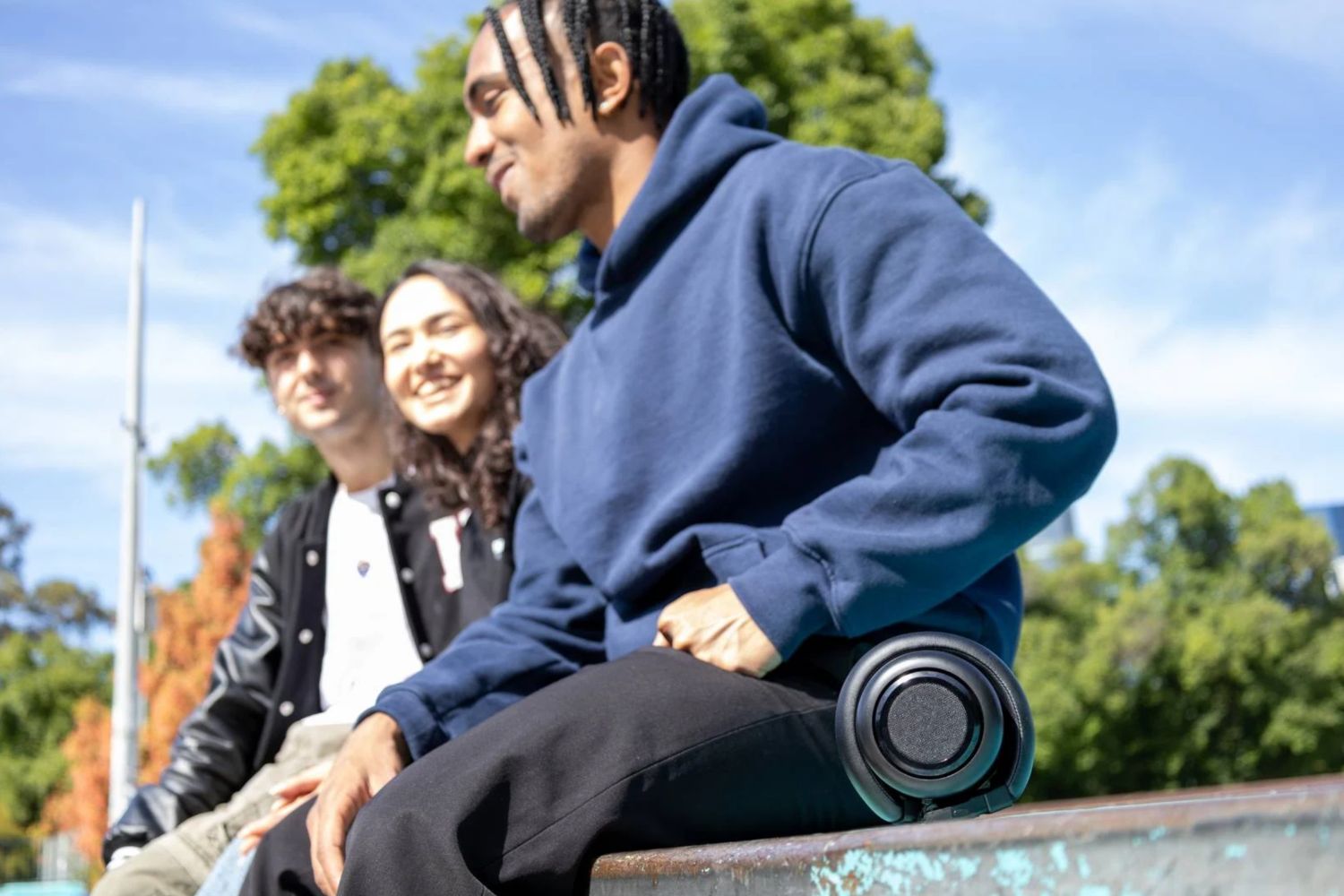 CES 2026: TDM Neo oficjalnie! To słuchawki, które po złożeniu stają się głośnikiem