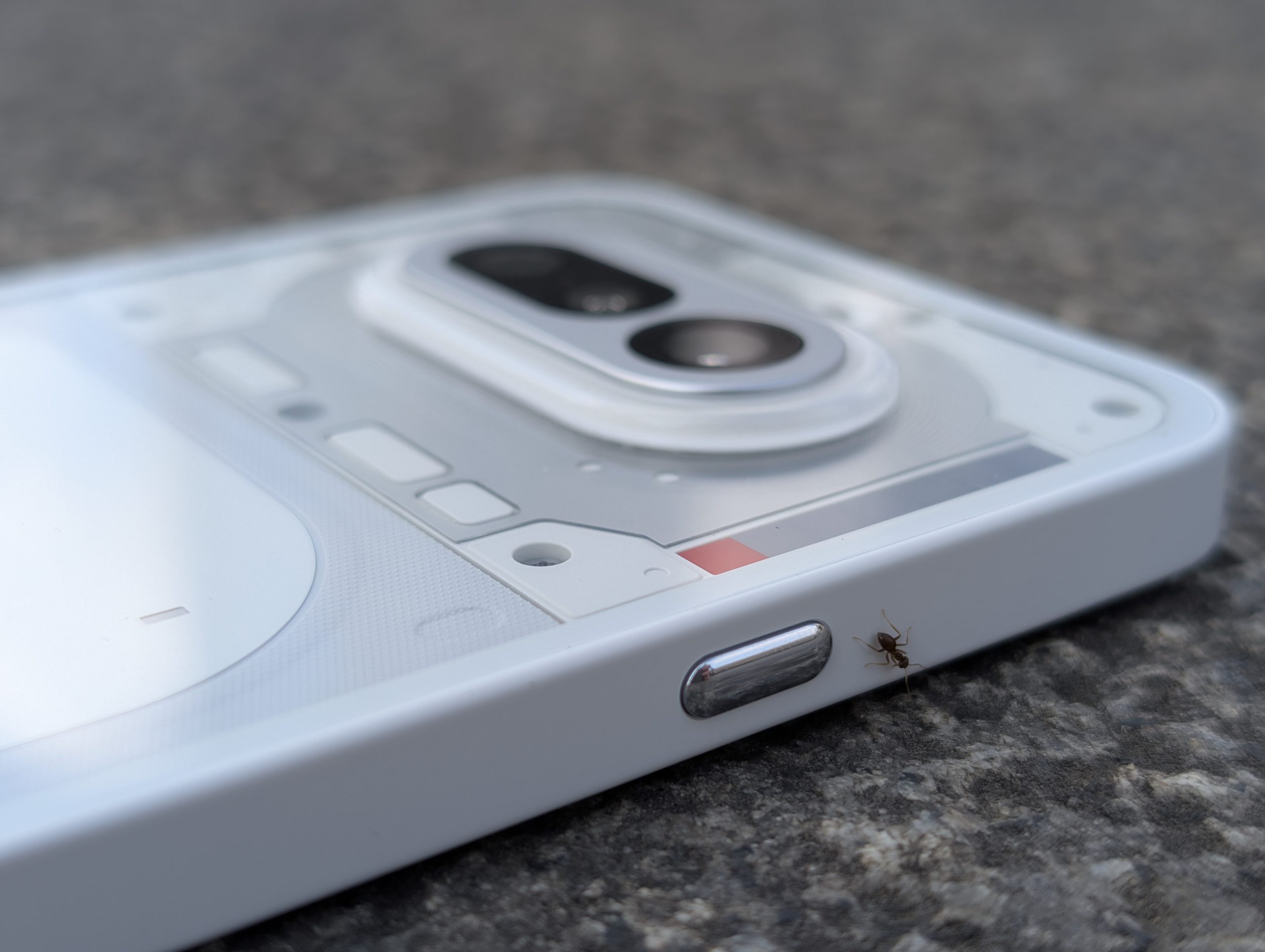 Nothing Phone (4a) - Recenzja 25 Nothing Phone (4a) - Design - 12