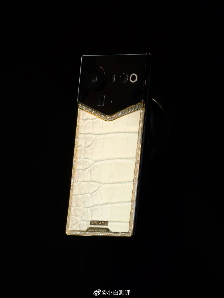 Dreame wchodzi do świata smartfonów. Luksus, odczepiany aparat i ceny sięgające 54 tys. złotych 15 Dreame wchodzi do świata smartfonów. Luksus, odczepiany aparat i ceny sięgające 54 tys. złotych