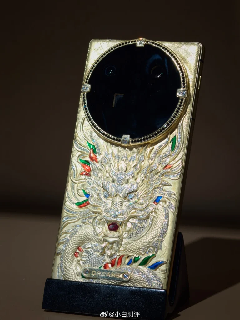 Dreame wchodzi do świata smartfonów. Luksus, odczepiany aparat i ceny sięgające 54 tys. złotych 16 Dreame wchodzi do świata smartfonów. Luksus, odczepiany aparat i ceny sięgające 54 tys. złotych