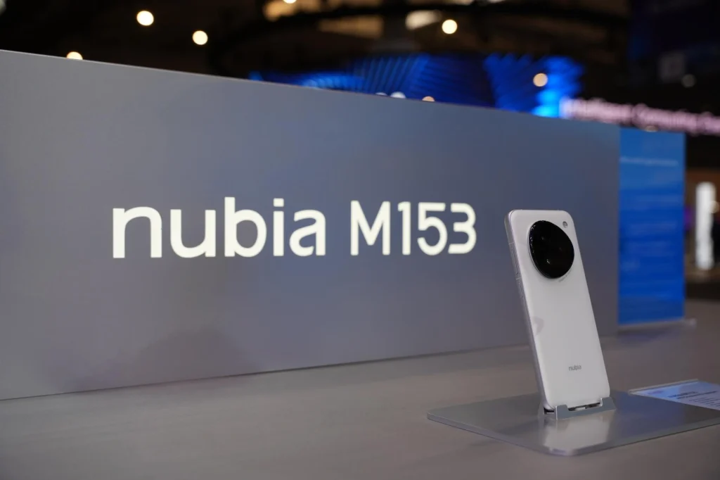 MWC 2026: ZTE pokazuje smartfona AI, cyfrowego pupila i nowy kierunek rozwoju technologii 12 MWC 2026: ZTE pokazuje smartfony AI, cyfrowego pupila i nowy kierunek rozwoju technologii