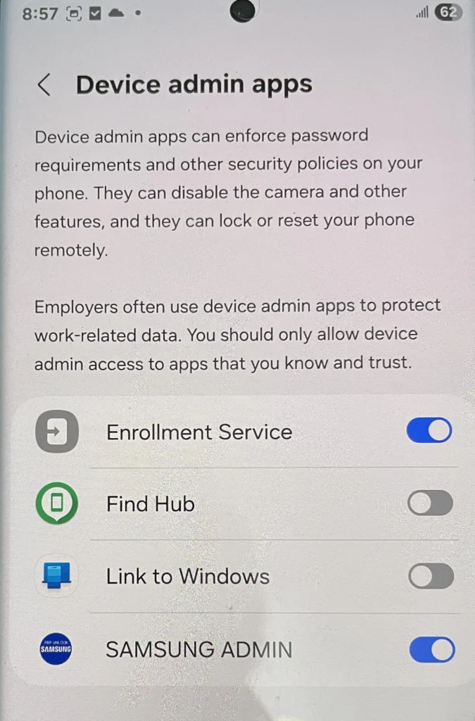 Galaxy S22 Ultra z zaskakującym komunikatem. Użytkownicy zgłaszają poważny problem 14 Galaxy S22 Ultra z zaskakującym komunikatem. Użytkownicy zgłaszają poważny problem