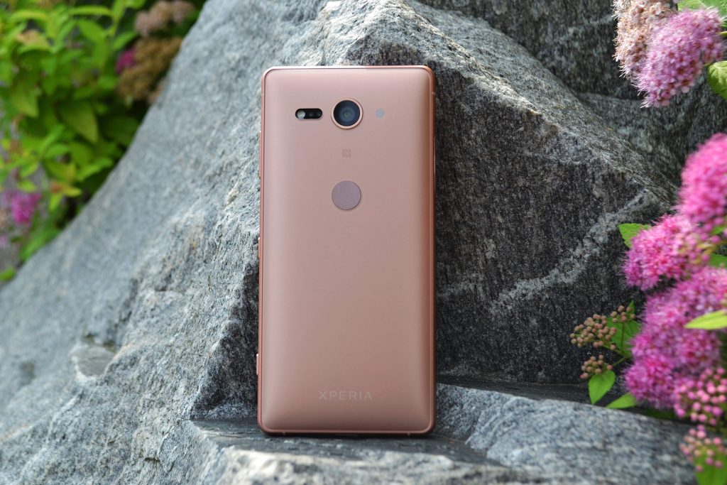 Małe smartfony nie wrócą. Producenci coraz wyraźniej zamykają ten rozdział rynku 12 Małe smartfony nie wrócą. Producenci coraz wyraźniej zamykają ten rozdział rynku