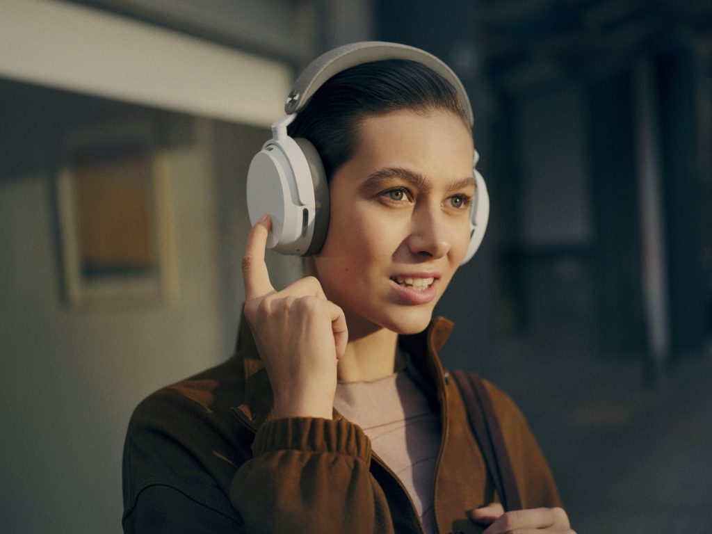 Sennheiser Momentum 5 Wireless oficjalnie. Legendarna seria wraca z mocniejszym ANC i wymienną baterią 13 Sennheiser Momentum 5 Wireless oficjalnie. Legendarna seria wraca z mocniejszym ANC i wymienną baterią