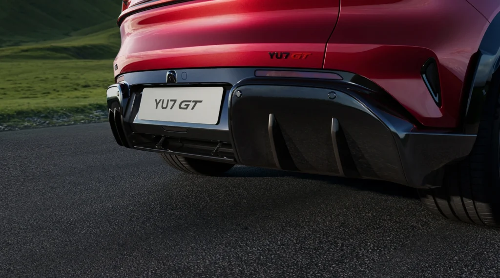 Xiaomi YU7 GT z rekordem na Nürburgringu! Ten SUV chce rzucić wyzwanie Audi i Porsche 15 Xiaomi YU7 GT z rekordem na Nürburgringu! Ten SUV chce rzucić wyzwanie Audi i Porsche
