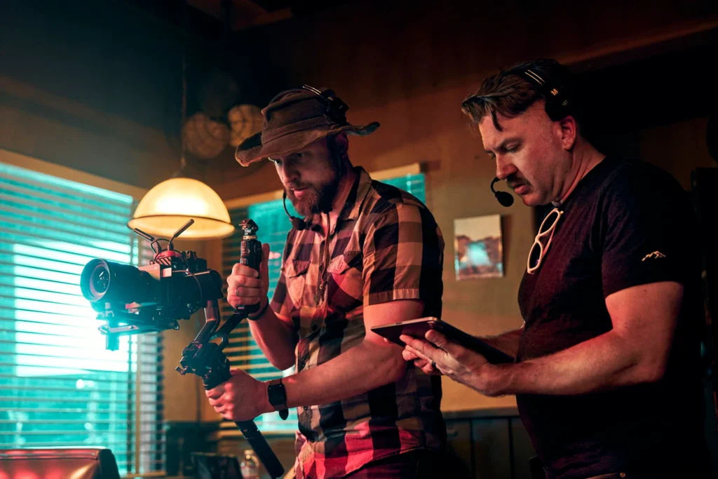 Sony oficjalnie prezentuje kamerę FX5. Profesjonalna produkcja filmowa wkracza na nowy poziom 16 Sony oficjalnie prezentuje kamerę FX5. Profesjonalna produkcja filmowa wkracza na nowy poziom