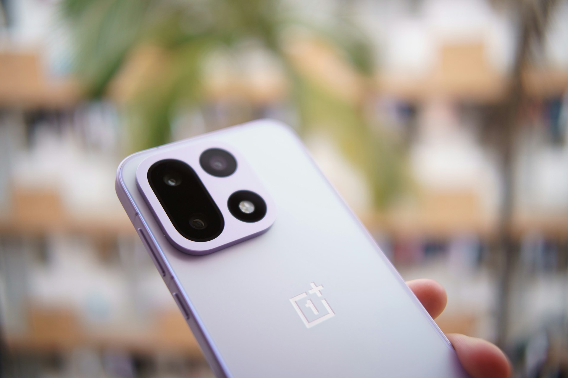 OnePlus pod ostrzałem! Europejscy klienci twierdzą, iż producent zostawił ich samych z problemem