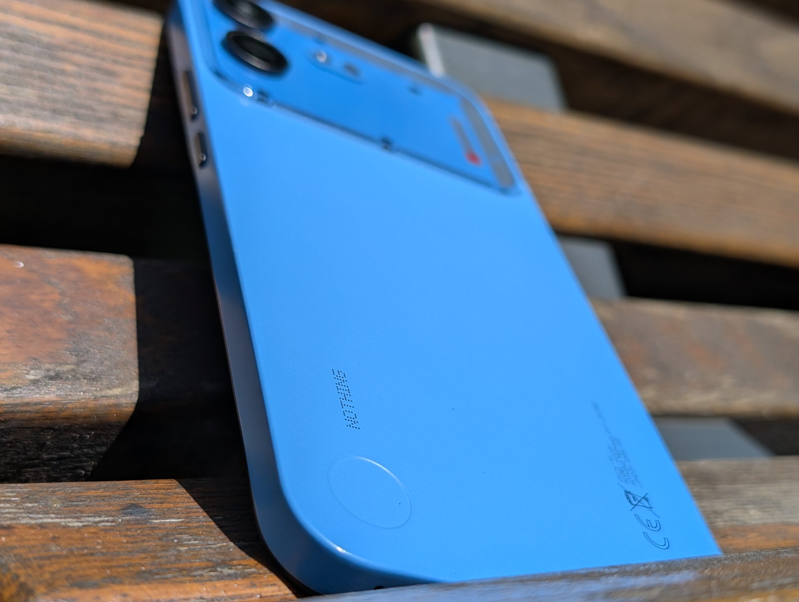 Nothing Phone (4b) - Recenzja 24 Nothing Phone (4b) - Design - 11