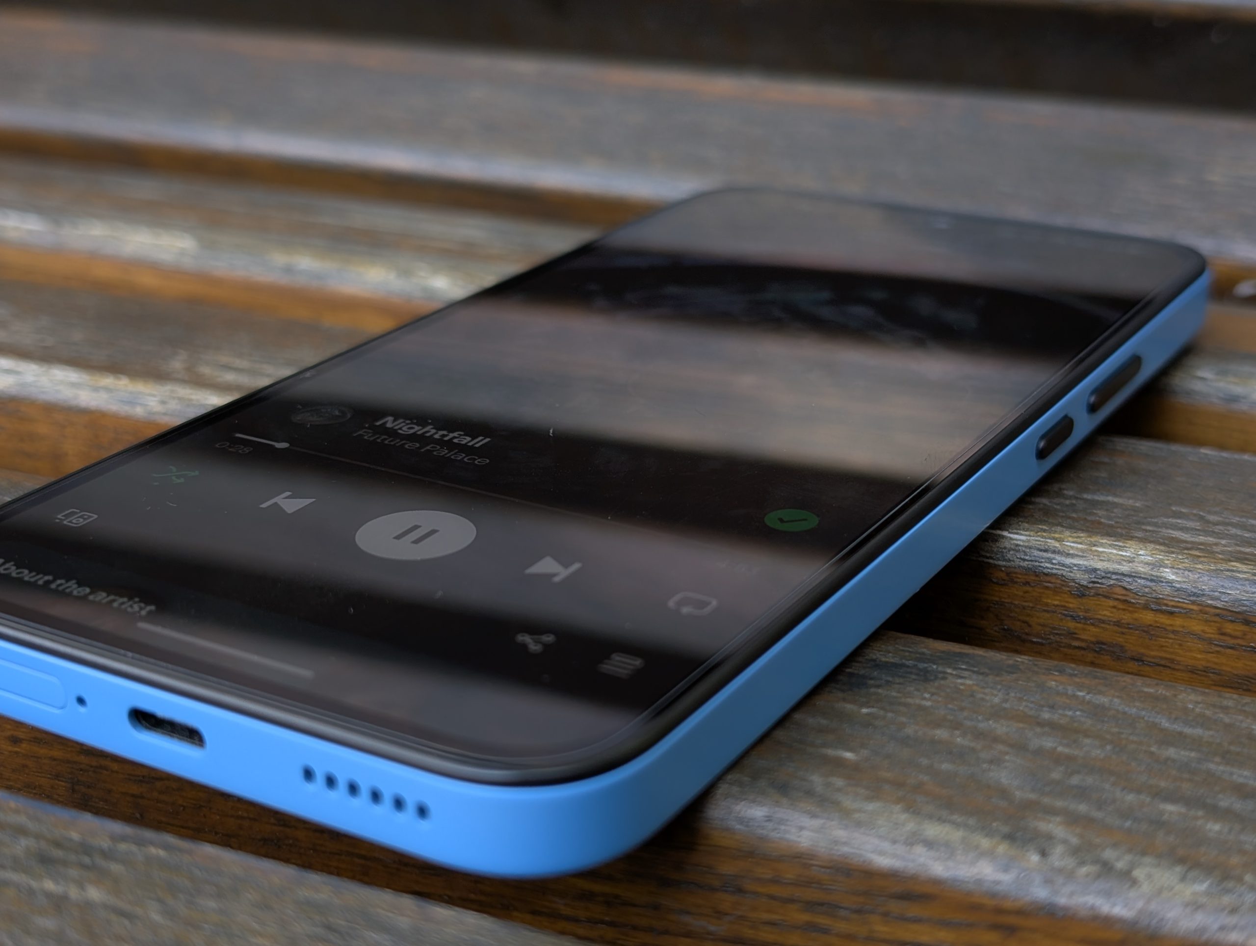 Nothing Phone (4b) - Recenzja 19 Nothing Phone (4b) - Design - 6