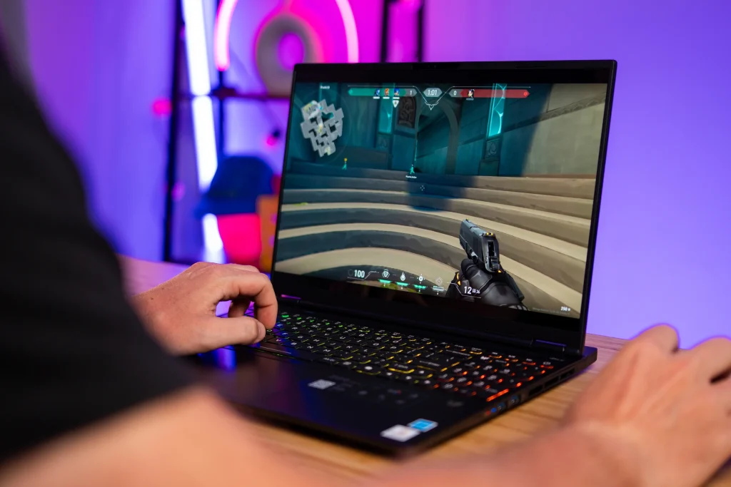 Dlaczego Predator Helios Neo 16S AI z NVIDIA® GeForce RTX™ 5070 to must-have na nowy rok szkolny? 21 Dlaczego Predator Helios Neo 16S AI z NVIDIA® GeForce RTX™ 5070 to must-have na nowy rok szkolny?
