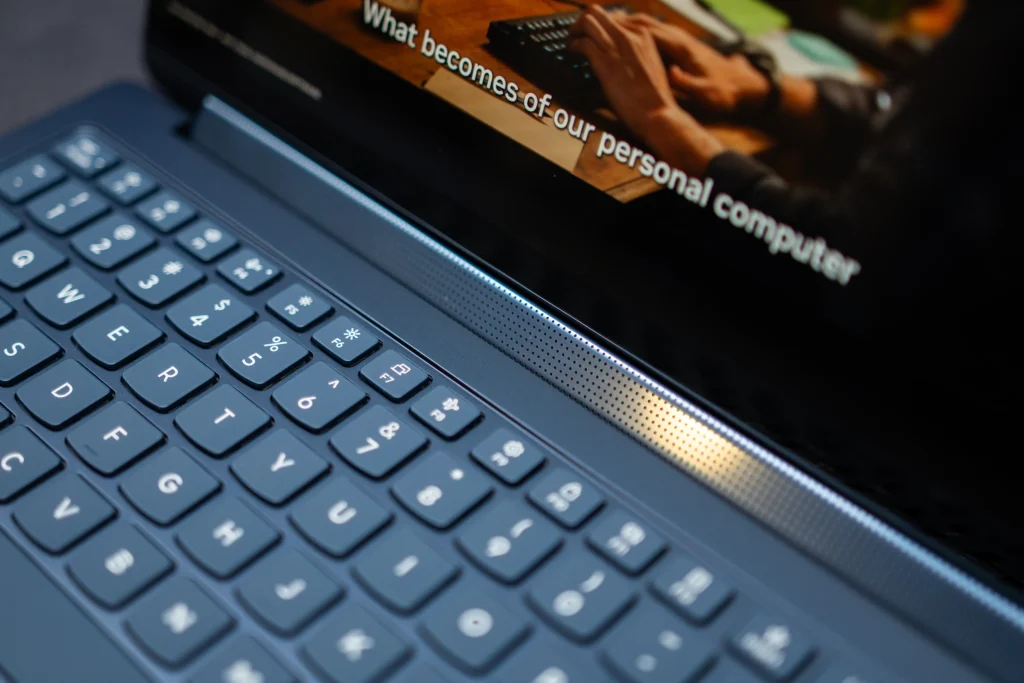 IFA 2026: Lenovo pokazuje nowe oblicze komputerów. IdeaPad Vibe, IdeaCentre i Yoga stawiają na AI 26 IFA 2026: Lenovo pokazuje nowe oblicze komputerów. IdeaPad Vibe, IdeaCentre i Yoga stawiają na AI