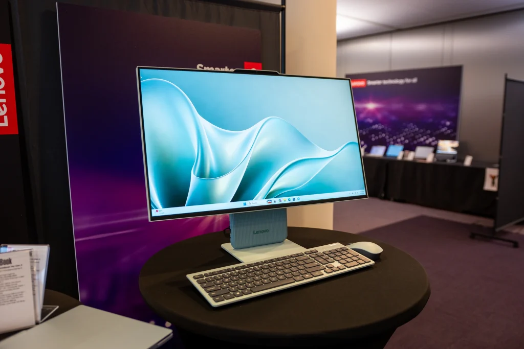 IFA 2026: Lenovo pokazuje nowe oblicze komputerów. IdeaPad Vibe, IdeaCentre i Yoga stawiają na AI 16 IFA 2026: Lenovo pokazuje nowe oblicze komputerów. IdeaPad Vibe, IdeaCentre i Yoga stawiają na AI