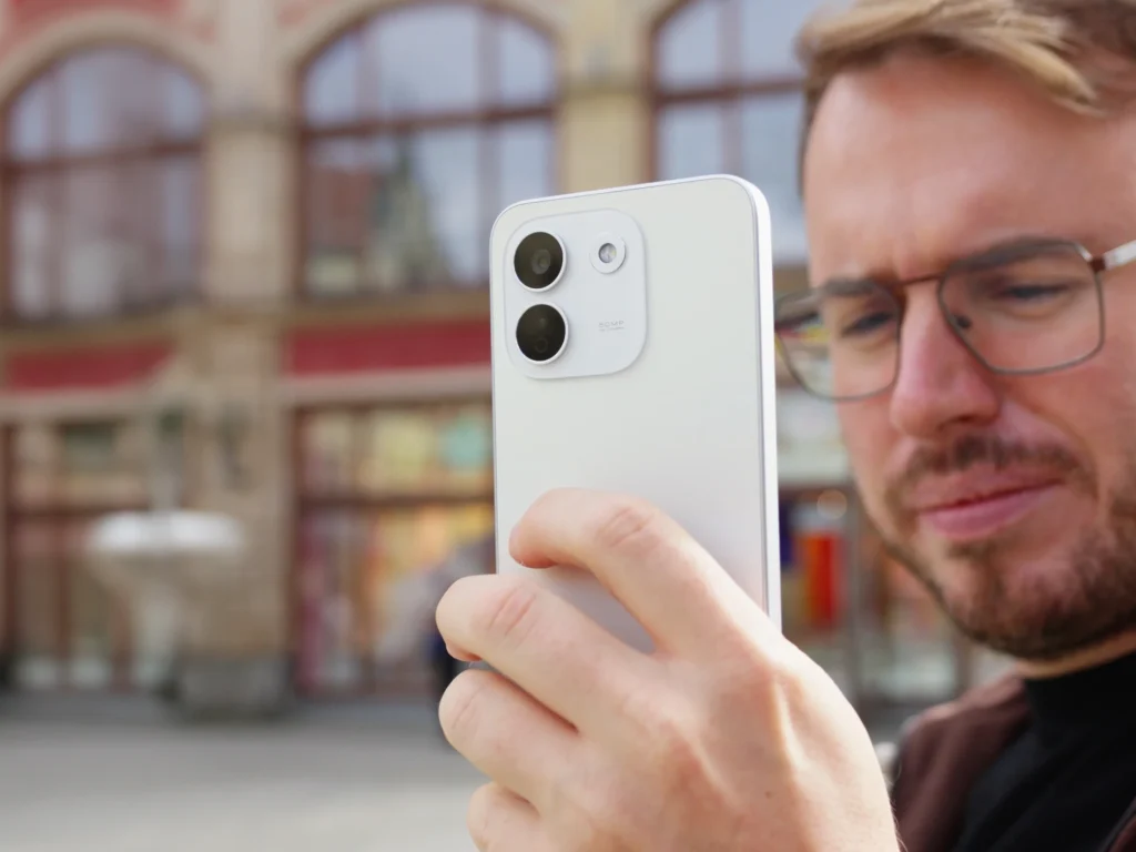Redmi Note 17 debiutuje w Europie! Xiaomi stawia na baterię i wytrzymałość 12 Redmi Note 17 debiutuje w Europie! Xiaomi stawia na baterię i wytrzymałość