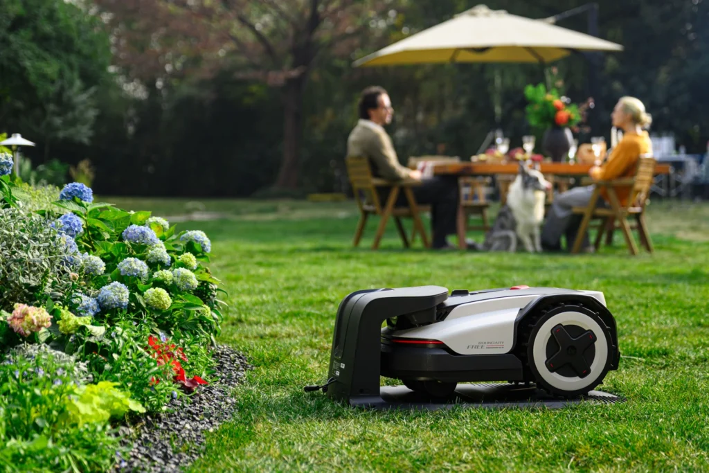 IFA 2026: Roborock wychodzi z domu! Marka pokazała roboty do basenu i ogrodu 16 IFA 2026: Roborock wychodzi z domu! Marka pokazała roboty do basenu i ogrodu