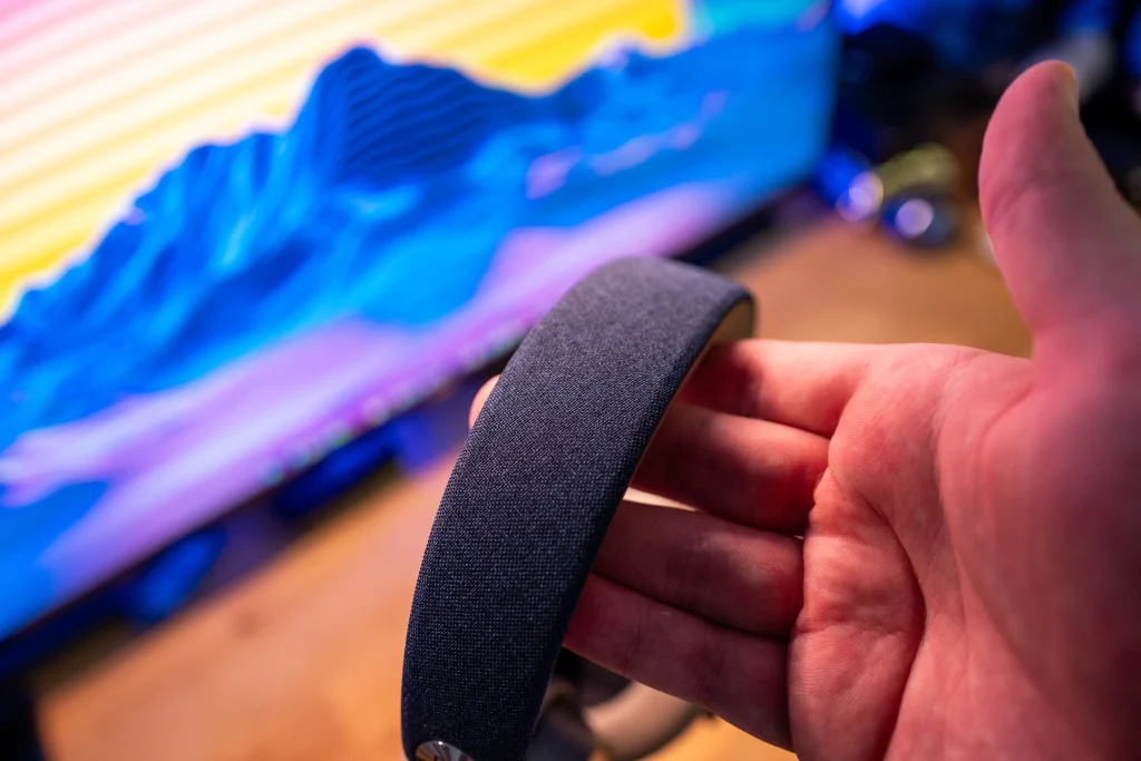 Sennheiser Momentum 5 Wireless: słuchawki z ANC, które skutecznie odcinają od świata 13 Sennheiser Momentum 5 Wireless: słuchawki z ANC, które skutecznie odcinają od świata