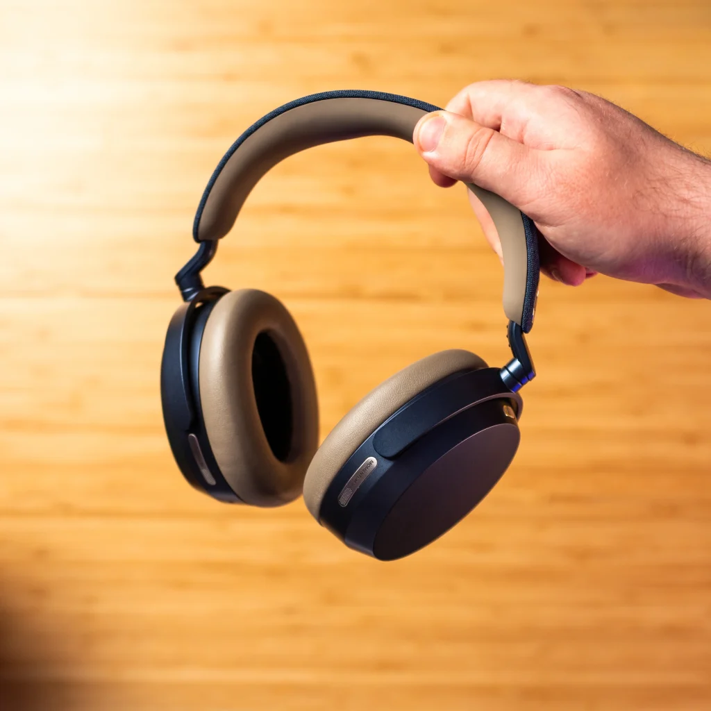 Sennheiser Momentum 5 Wireless: słuchawki z ANC, które skutecznie odcinają od świata 17 Sennheiser Momentum 5 Wireless: słuchawki z ANC, które skutecznie odcinają od świata