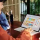 Huawei MatePad Air Z wygląda niepozornie, ale może zaskoczyć. Ma ekran 144 Hz i baterię 10 100 mAh