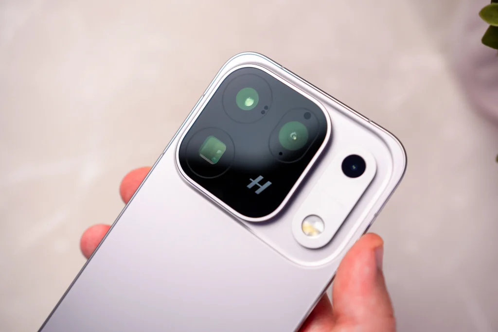 OPPO Find X10 i Find X10 Pro Max trafiają do Polski! Producent stawia na fotografię i nagrywanie w 8K 12 OPPO Find X10 i Find X10 Pro Max trafiają do Polski! Producent stawia na fotografię i ogromne baterie