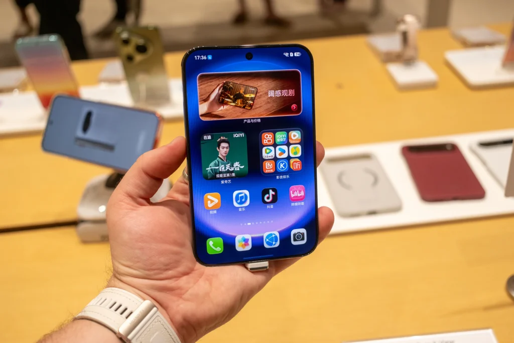 OPPO Reno X może namieszać na rynku! Nadchodzi nietypowa konstrukcja i mocna specyfikacja 13 OPPO Reno X może namieszać na rynku! Nadchodzi nietypowa konstrukcja i mocna specyfikacja