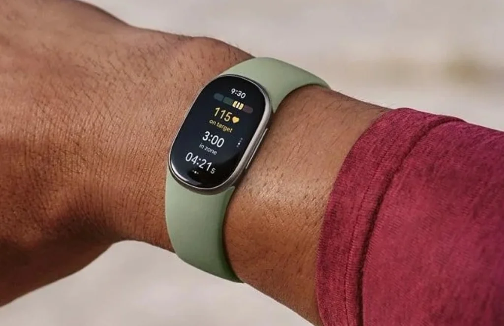 Google Fitbit Edge oficjalnie! Nowa opaska chce namieszać na rynku 12 Google Fitbit Edge oficjalnie! Nowa opaska chce namieszać na rynku