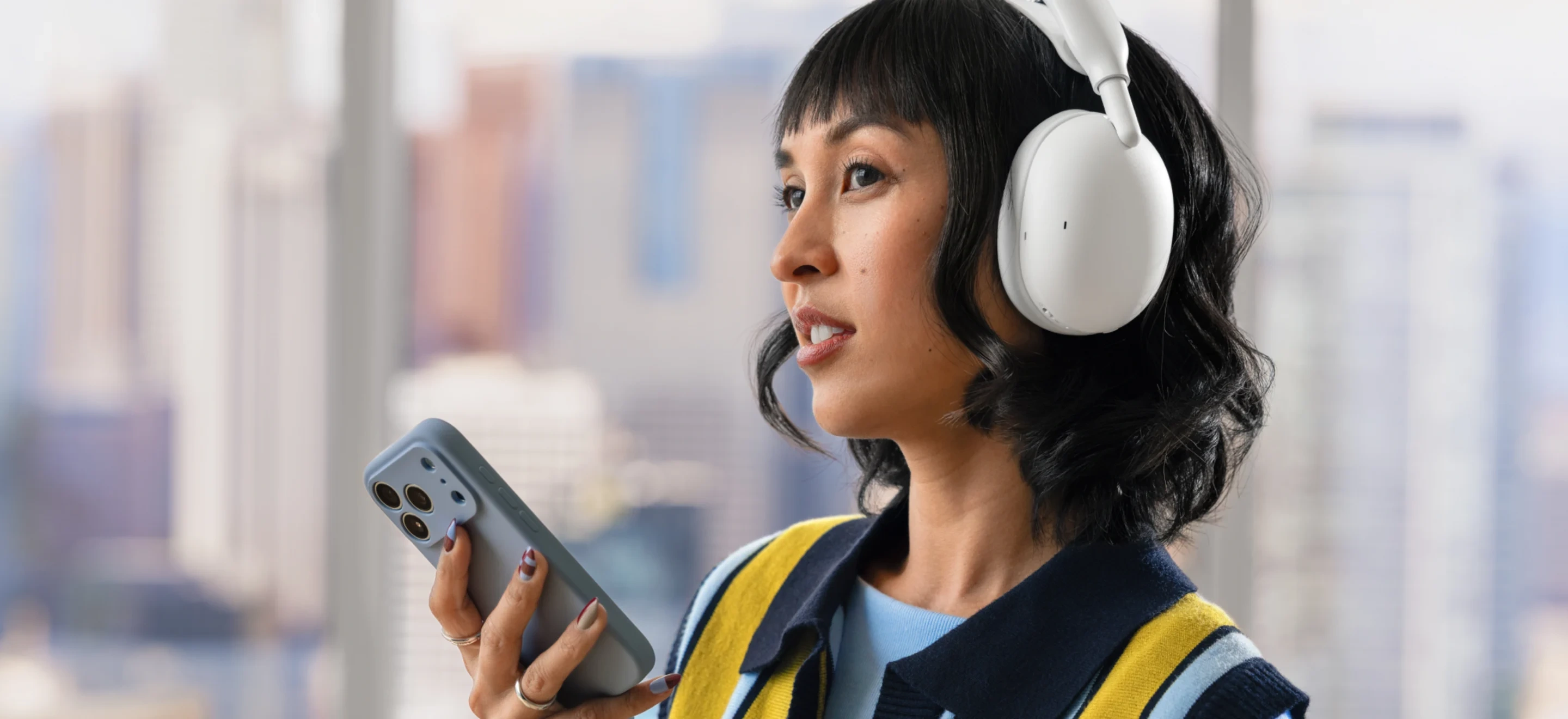 Logitech Zone Vibe Pro chcą zastąpić dwa zestawy słuchawek. Jeden do pracy, drugi po godzinach
