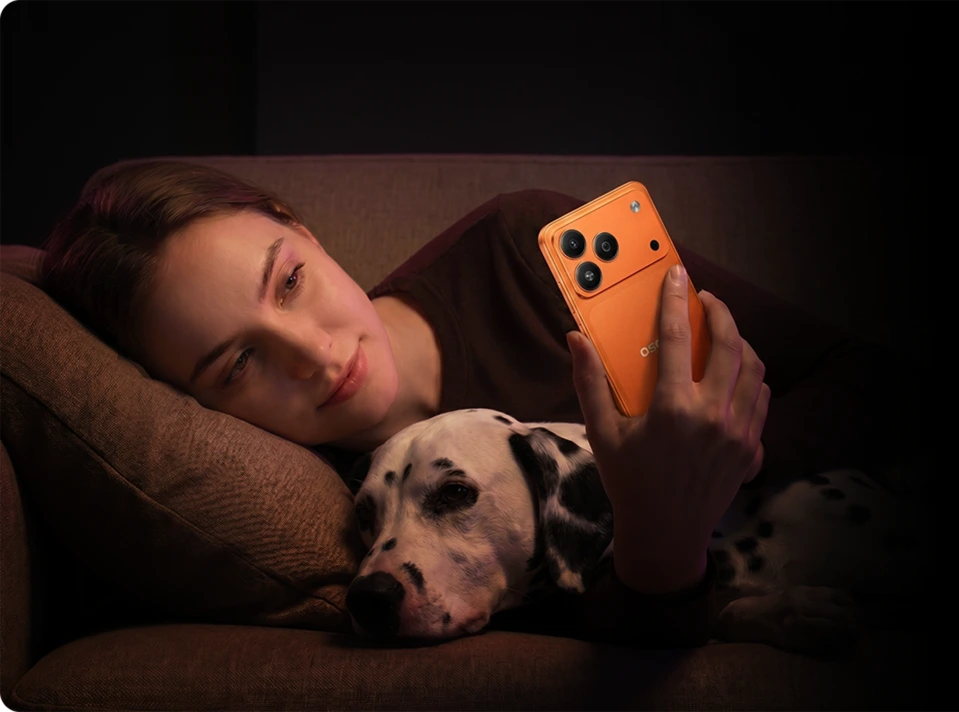 Ma tylko 5 cali i wymienną baterię. Oscal Flat 3C Mini jest nietypowym telefonem